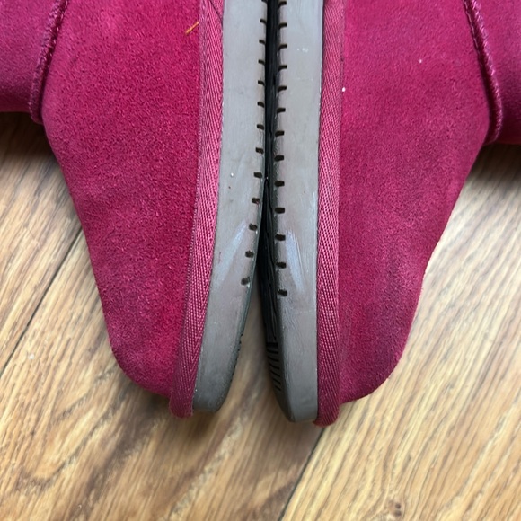 Koolaburra by UGG Girl’s Hot Pink Koola Mini | Size 1 - Picture 8 of 12